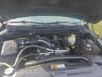 2022 Ram 1500 Classic Express Crew Cab Short Bed - miniatura 18