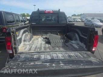 2022 Ram 1500 Classic Express Crew Cab Short Bed - miniatura 19