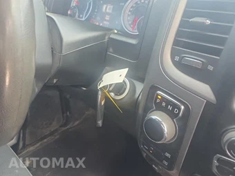 2022 Ram 1500 Classic Express Crew Cab Short Bed - miniatura 21