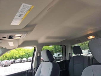 2022 Ram 1500 Classic Express Crew Cab Short Bed - miniatura 11