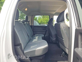 2022 Ram 1500 Classic Express Crew Cab Short Bed - miniatura 16