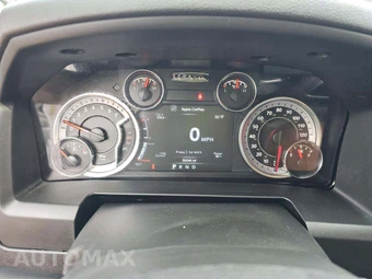 2022 Ram 1500 Classic Express Crew Cab Short Bed - miniatura 9