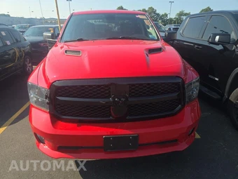 2022 Ram 1500 Classic Express Crew Cab Short Bed - miniatura 2