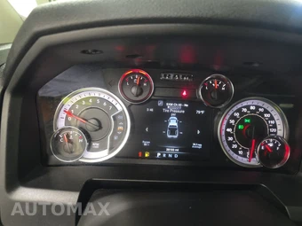 2022 Ram 1500 Classic Express Extended Cab Medium Bed - miniatura 12