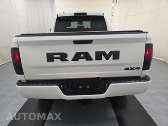 2022 Ram 1500 Classic Express Extended Cab Medium Bed - miniatura 5