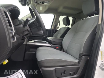 2022 Ram 1500 Classic Express Extended Cab Medium Bed - miniatura 7