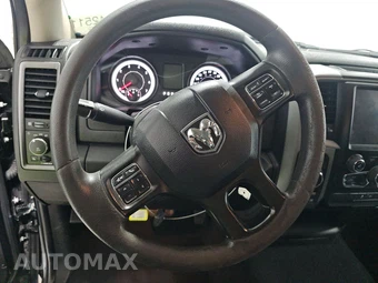 2022 Ram 1500 Classic Express Extended Cab Medium Bed - miniatura 10