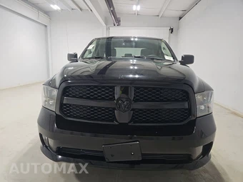 2022 Ram 1500 Classic Express Extended Cab Medium Bed - miniatura 2