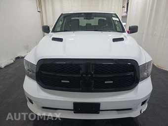 2022 Ram 1500 Classic Express Extended Cab Medium Bed - miniatura 2