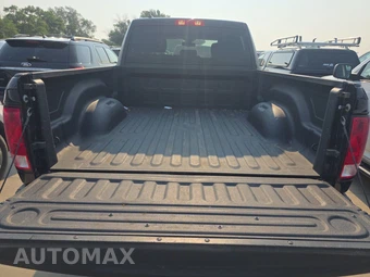 2022 Ram 1500 Classic Express Extended Cab Medium Bed - miniatura 16