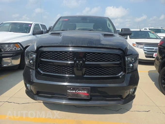 2022 Ram 1500 Classic Express Extended Cab Medium Bed - miniatura 2