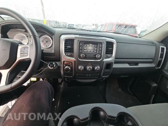 2022 Ram 1500 Classic SLT Crew Cab Short Bed - miniatura 11
