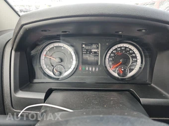 2022 Ram 1500 Classic SLT Crew Cab Short Bed - miniatura 12