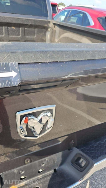2022 Ram 1500 Classic SLT Crew Cab Short Bed - miniatura 20