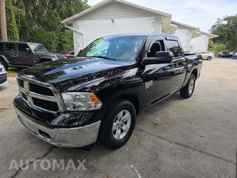 2022 Ram 1500 Classic SLT Crew Cab Short Bed