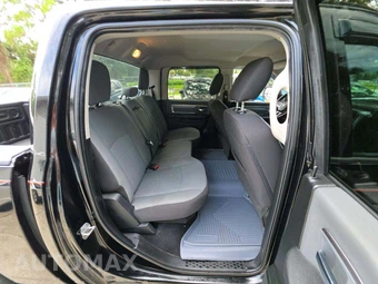 2022 Ram 1500 Classic SLT Crew Cab Short Bed - miniatura 16