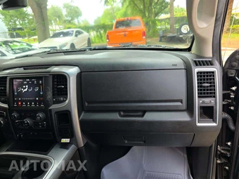 2022 Ram 1500 Classic SLT Crew Cab Short Bed - miniatura 19