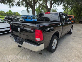 2022 Ram 1500 Classic SLT Crew Cab Short Bed - miniatura 3