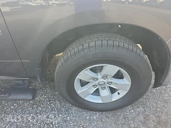 2022 Ram 1500 Classic SLT Crew Cab Short Bed - miniatura 9