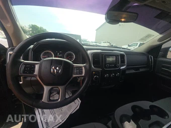 2022 Ram 1500 Classic SLT Crew Cab Short Bed - miniatura 11