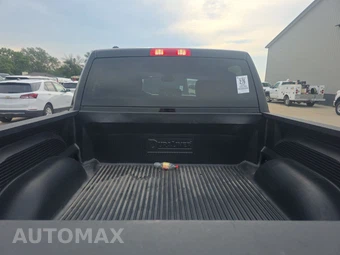 2022 Ram 1500 Classic SLT Crew Cab Short Bed - miniatura 16