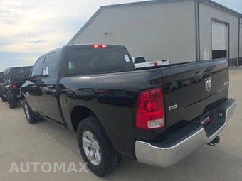 2022 Ram 1500 Classic SLT Crew Cab Short Bed - miniatura 6