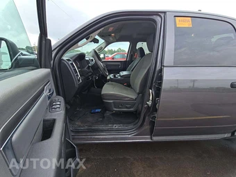 2022 Ram 1500 Classic SLT Crew Cab Short Bed - miniatura 3