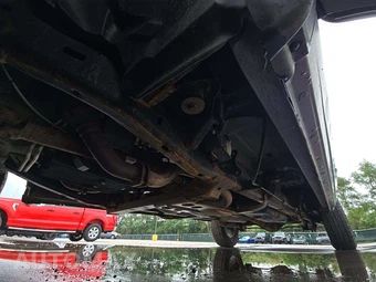 2022 Ram 1500 Classic SLT Crew Cab Short Bed - miniatura 4