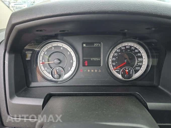 2022 Ram 1500 Classic SLT Crew Cab Short Bed - miniatura 6