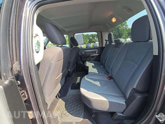 2022 Ram 1500 Classic SLT Crew Cab Short Bed - miniatura 10