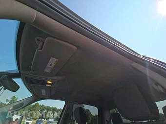 2022 Ram 1500 Classic SLT Crew Cab Short Bed - miniatura 8