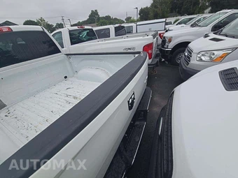 2022 Ram 1500 Classic SLT Crew Cab Short Bed - miniatura 23