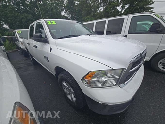 2022 Ram 1500 Classic SLT Crew Cab Short Bed - miniatura 4