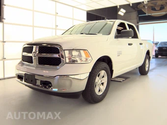 2022 Ram 1500 Classic SLT Crew Cab Short Bed