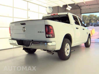 2022 Ram 1500 Classic SLT Crew Cab Short Bed - miniatura 4