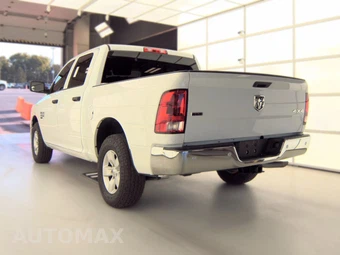 2022 Ram 1500 Classic SLT Crew Cab Short Bed - miniatura 6