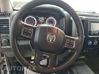 2022 Ram 1500 Classic Tradesman Crew Cab Medium Bed – miniatura 10