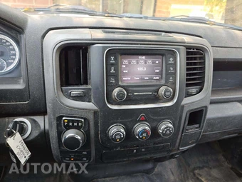 2022 Ram 1500 Classic Tradesman Crew Cab Medium Bed - miniatura 10