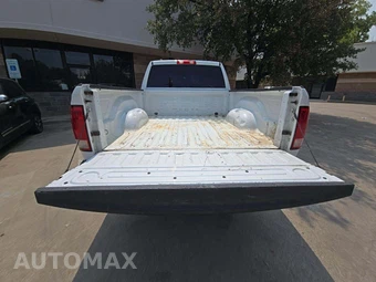 2022 Ram 1500 Classic Tradesman Crew Cab Medium Bed - miniatura 14