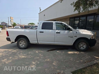 2022 Ram 1500 Classic Tradesman Crew Cab Medium Bed - miniatura 4