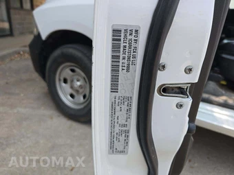 2022 Ram 1500 Classic Tradesman Crew Cab Medium Bed - miniatura 5