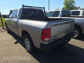 2022 Ram 1500 Classic Tradesman Crew Cab Short Bed - miniatura 2