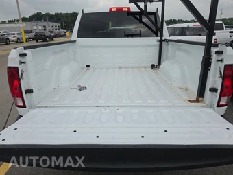 2022 Ram 1500 Classic Tradesman Crew Cab Short Bed - miniatura 16