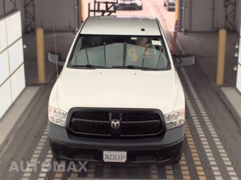 2022 Ram 1500 Classic Tradesman Crew Cab Short Bed - miniatura 2