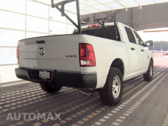 2022 Ram 1500 Classic Tradesman Crew Cab Short Bed - miniatura 4