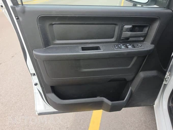 2022 Ram 1500 Classic Tradesman Crew Cab Short Bed - miniatura 9