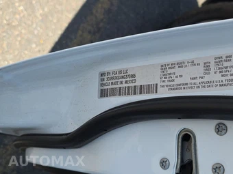 2022 Ram 1500 Classic Tradesman Crew Cab Short Bed - miniatura 14