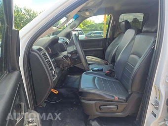2022 Ram 1500 Classic Tradesman Extended Cab Medium Bed - miniatura 3