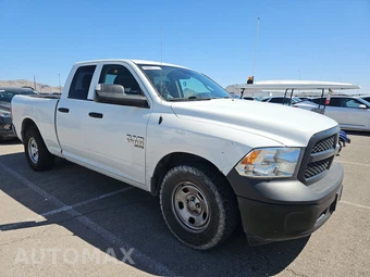 2022 Ram 1500 Classic Tradesman Extended Cab Medium Bed - miniatura 3
