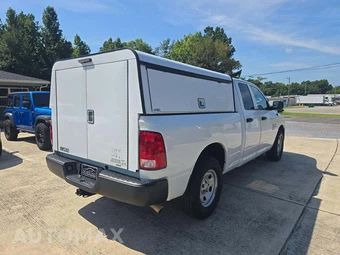 2022 Ram 1500 Classic Tradesman Extended Cab Medium Bed - miniatura 3
